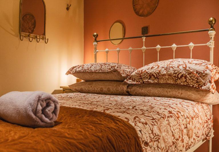luxury bedding with orange velvet quilt